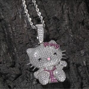 Hello kitty necklace
